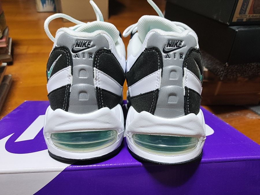 나이키 에어맥스 95 빅버블 에메랄드_3.jpg