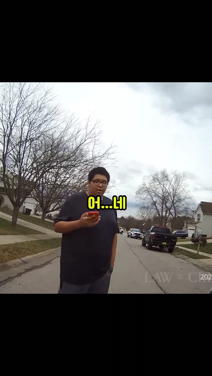 ??? : 그래...내가 두명을 죽였다..._12.webp