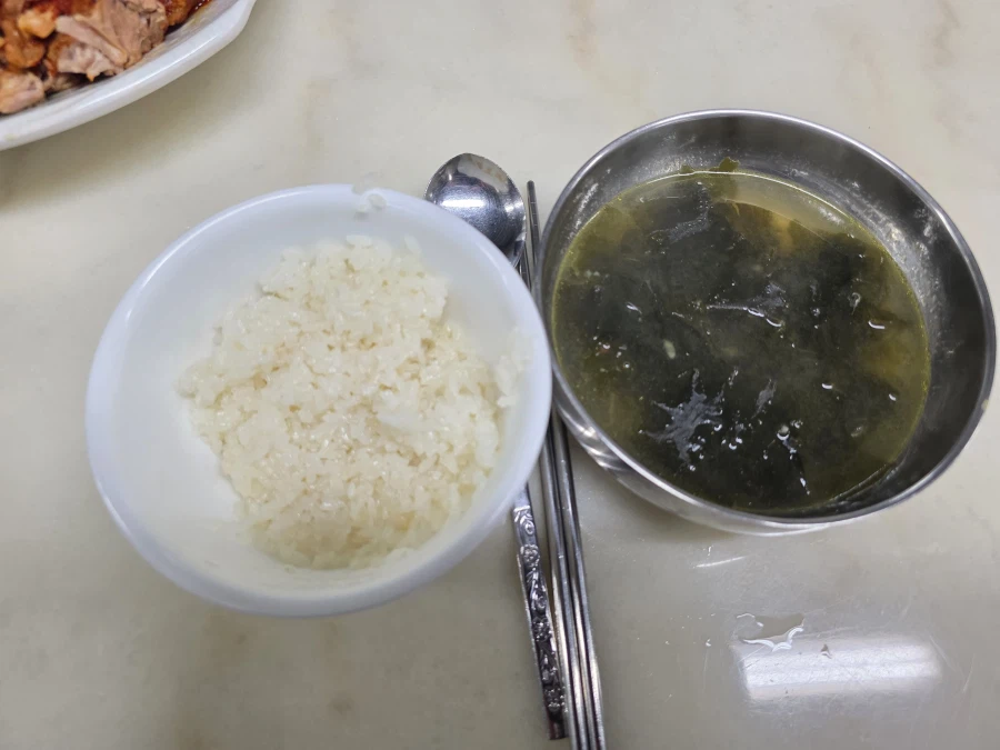 직장에서 3천원씩 걷어서 해먹는 점심 김치찜_5.webp