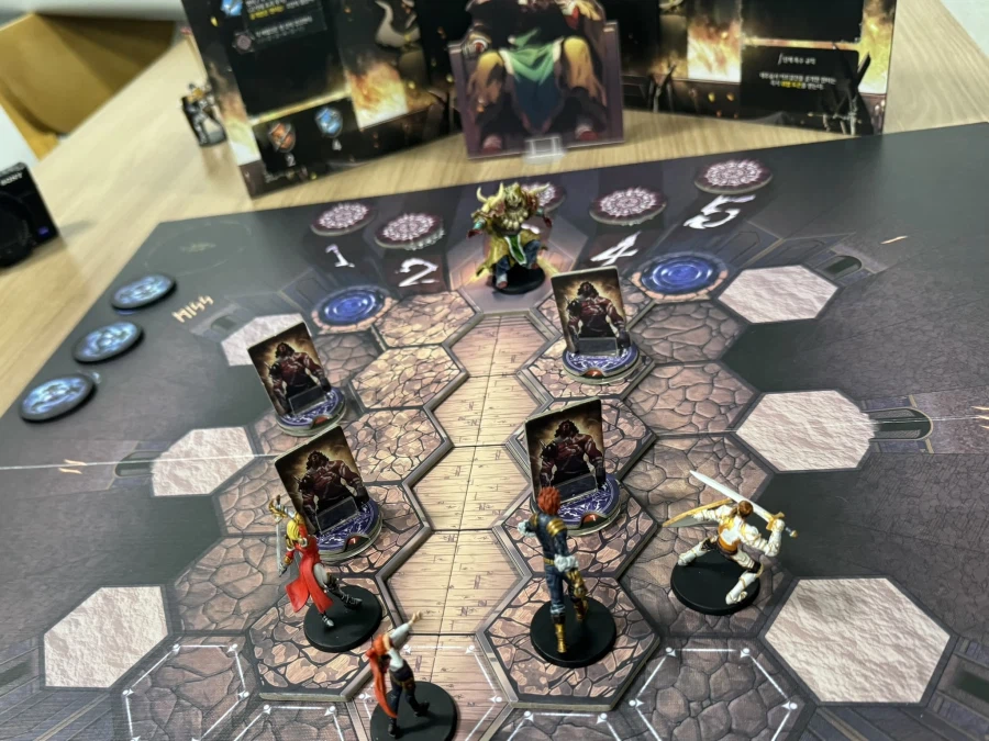 나 혼자만 레벨업 보드게임 미니어쳐 도색 완성입니다_45.webp