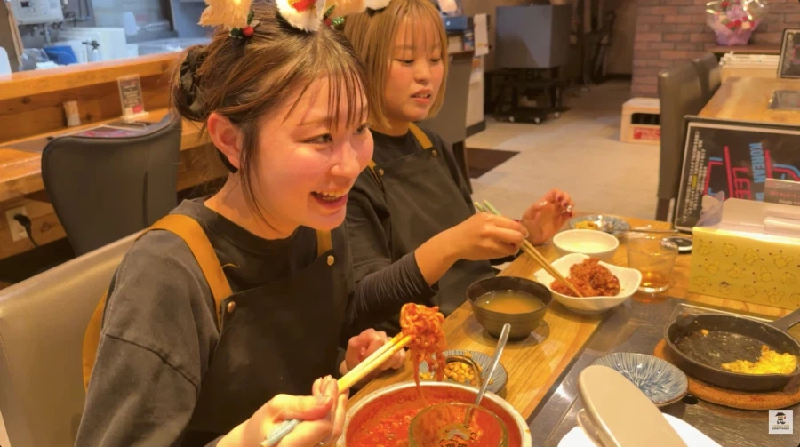 24세 여사장이 일본서 운영 하는 한식 다이닝_85.webp