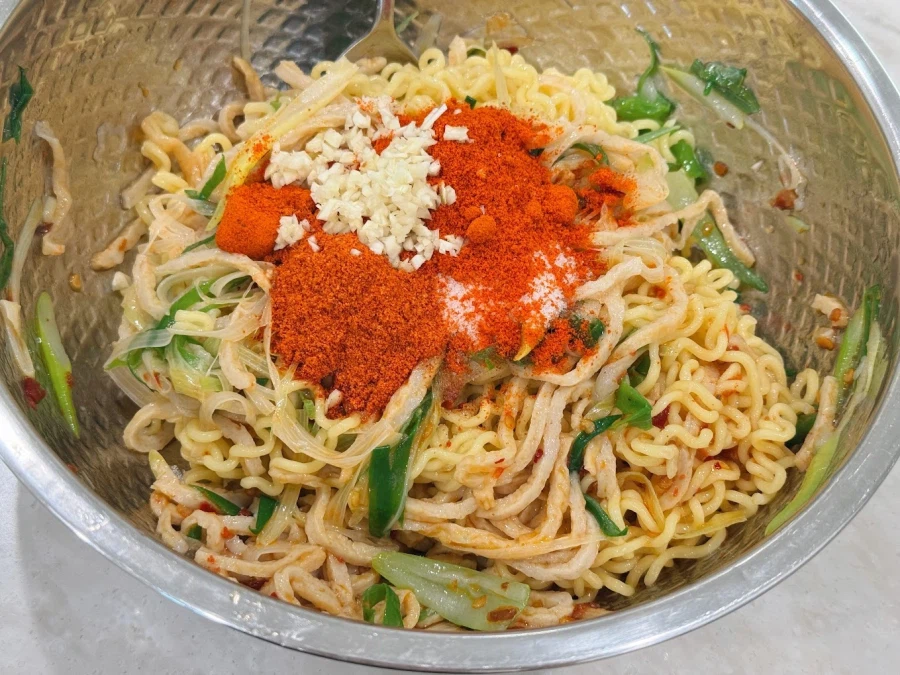 임짱 대파비빔면_7.webp