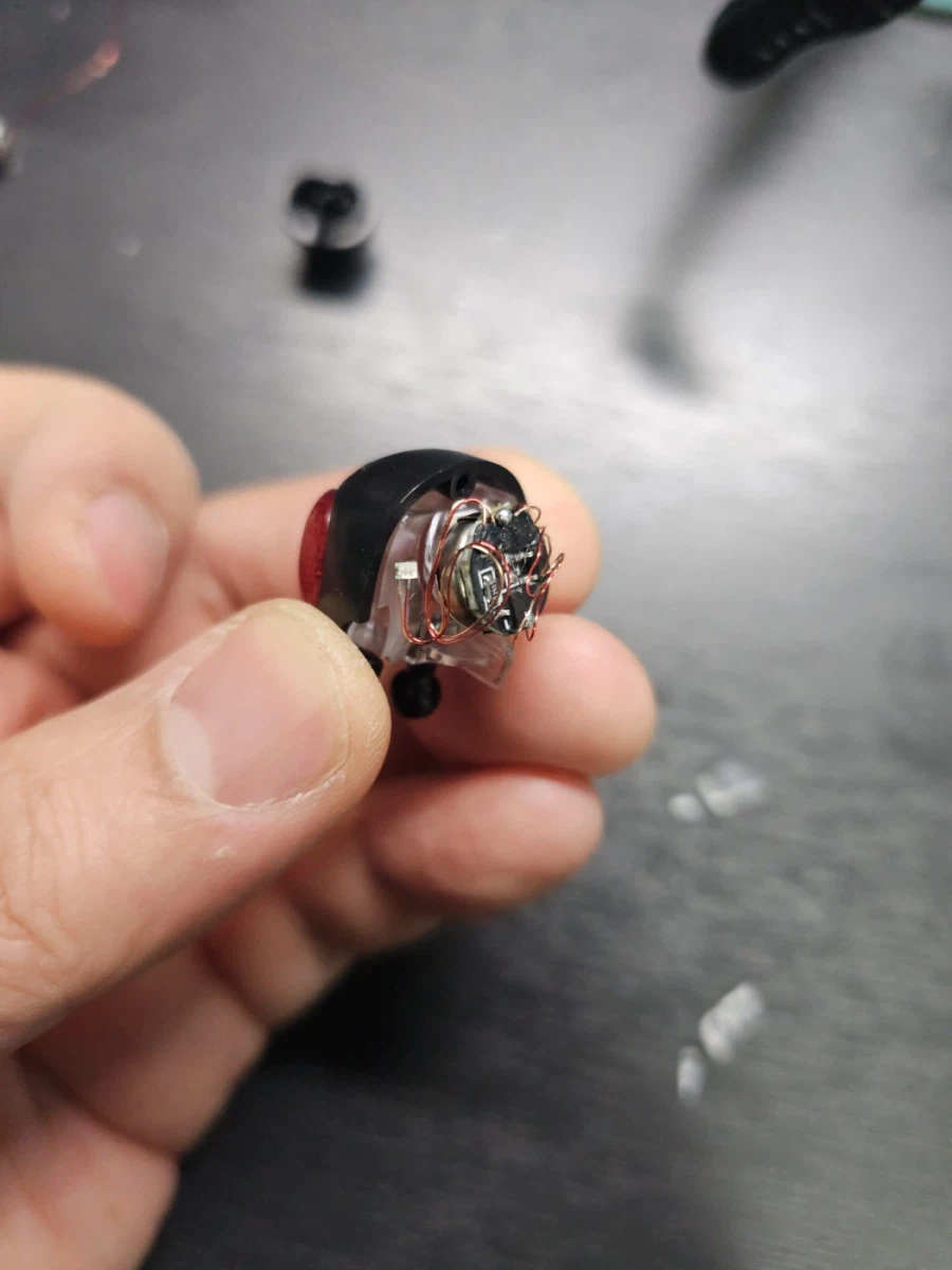 블로키 쿠우가에 자석 LED 심기_1.webp