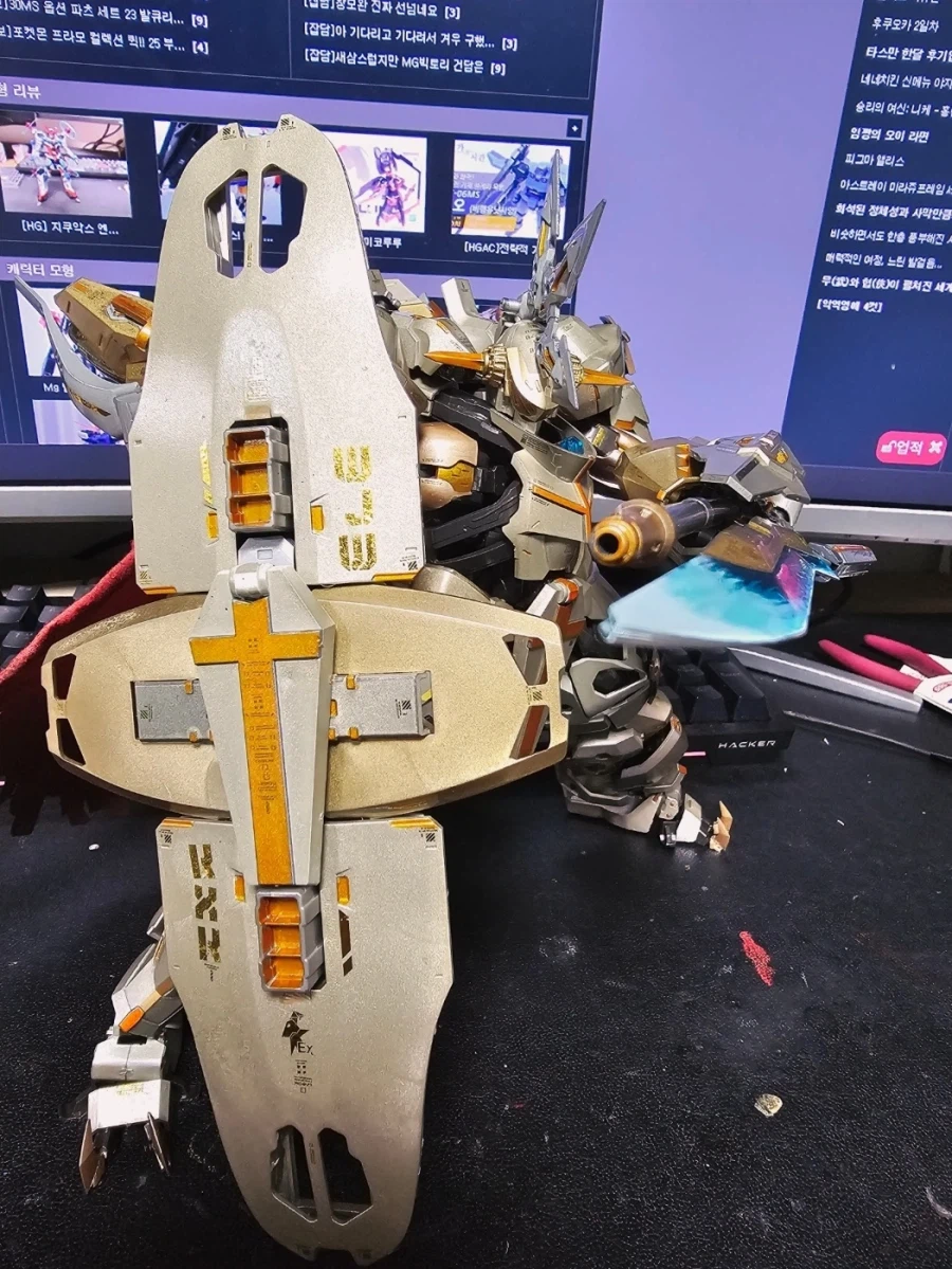 이번에야 말로 선역 기체를 만들어봤습니다만..... 실패..?_8.webp