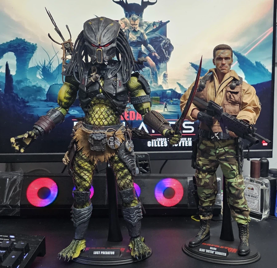 수집한 핫토이 에일리언, 프레데터 들_17.webp