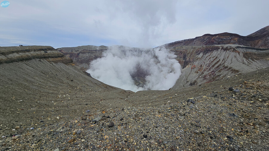 인생 최초로 접근해본 활화산 화구.. 후쿠오카 여행 3일차_76.jpg