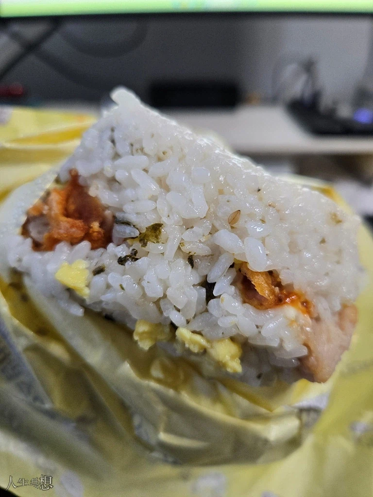 오랜만에 생각나서 봉구스 밥버거_2.webp