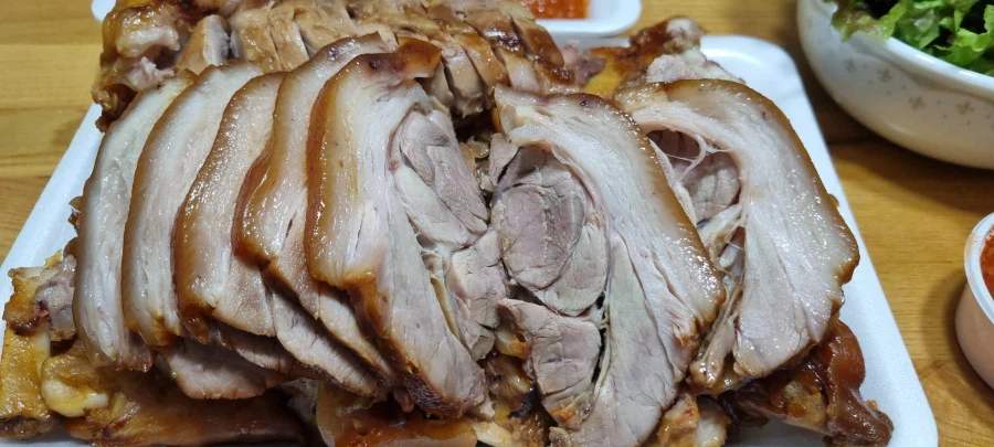 뒷다리 족발_3.webp