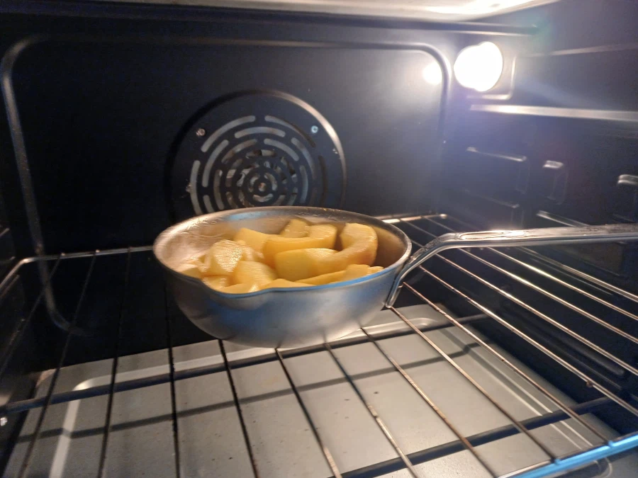 타르트 타탕 구웠슴니다_4.webp