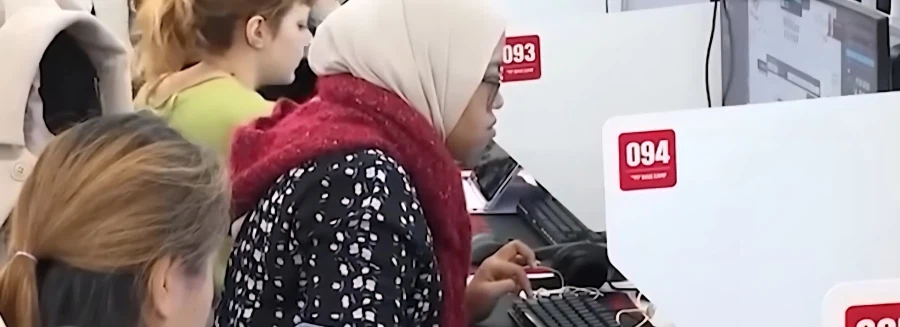 최근 외국인 특수 터졌다는 pc방 근황_3.webp