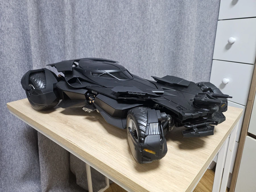 (희완사) 배트모빌 조립해봤습니다._2.webp