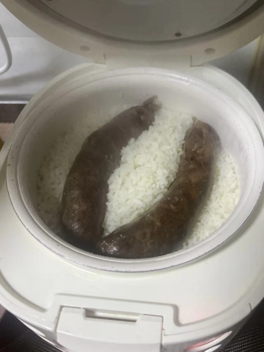 밥솥에서 험한것이 나왔다_1.webp
