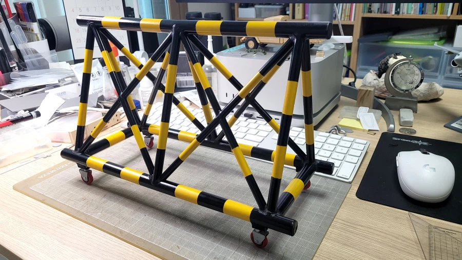 바리케이드 1/6_11.webp