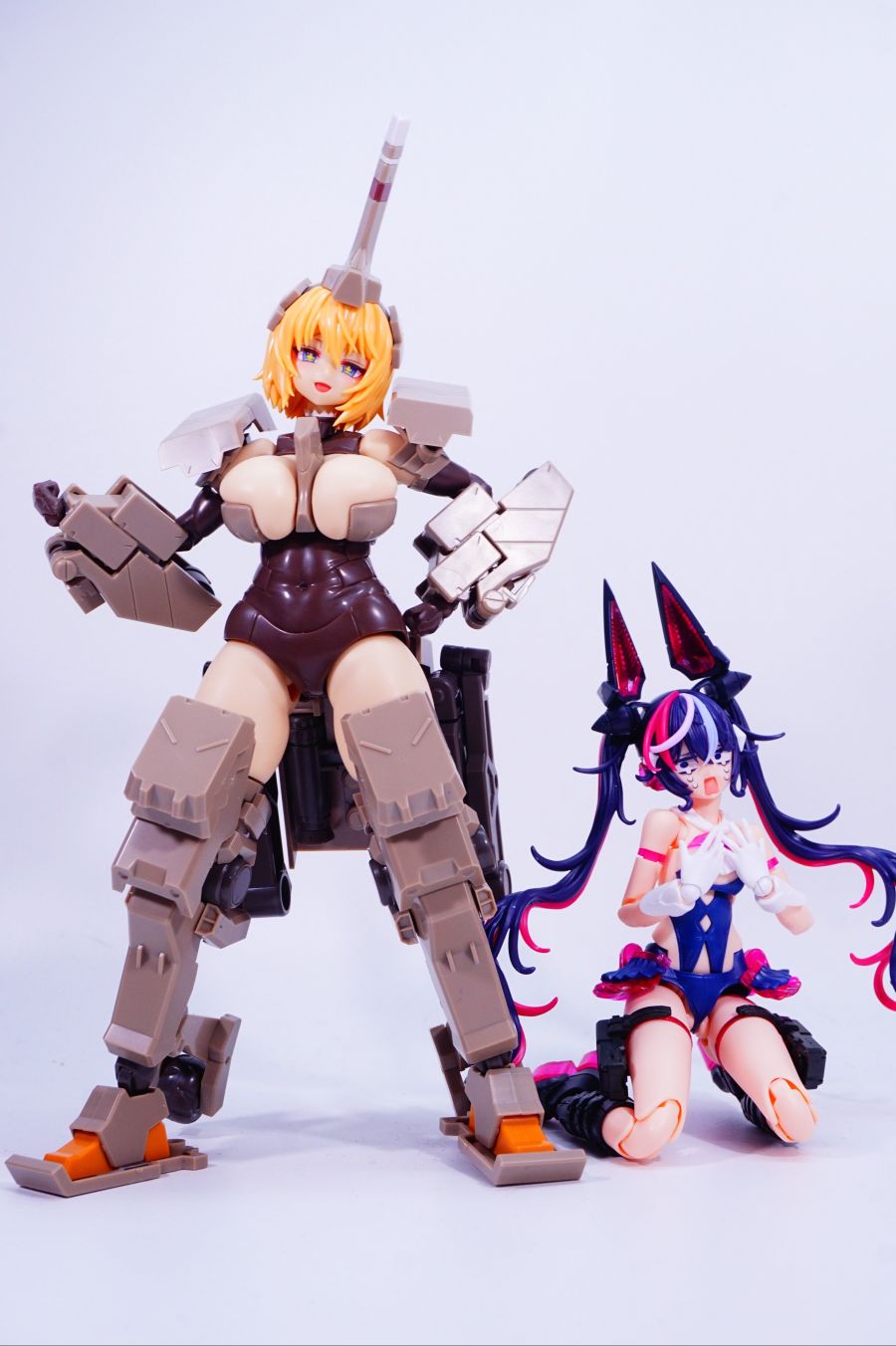 [코토부키야] FA 걸 카구츠치・갑 조합 사진 + 가슴 가동 영상_19.jpg