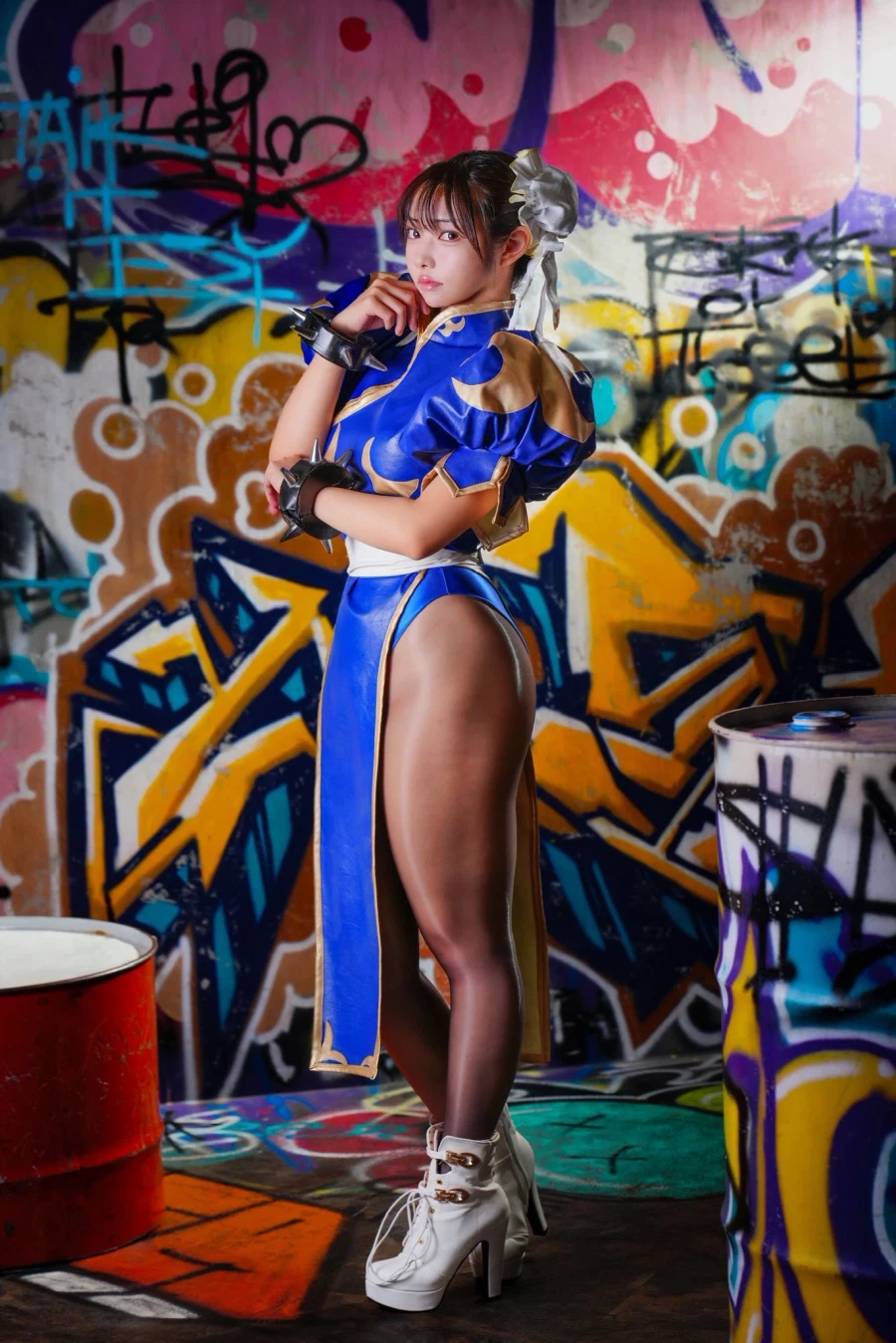 허벅지가 굉장한 코스어_3.webp