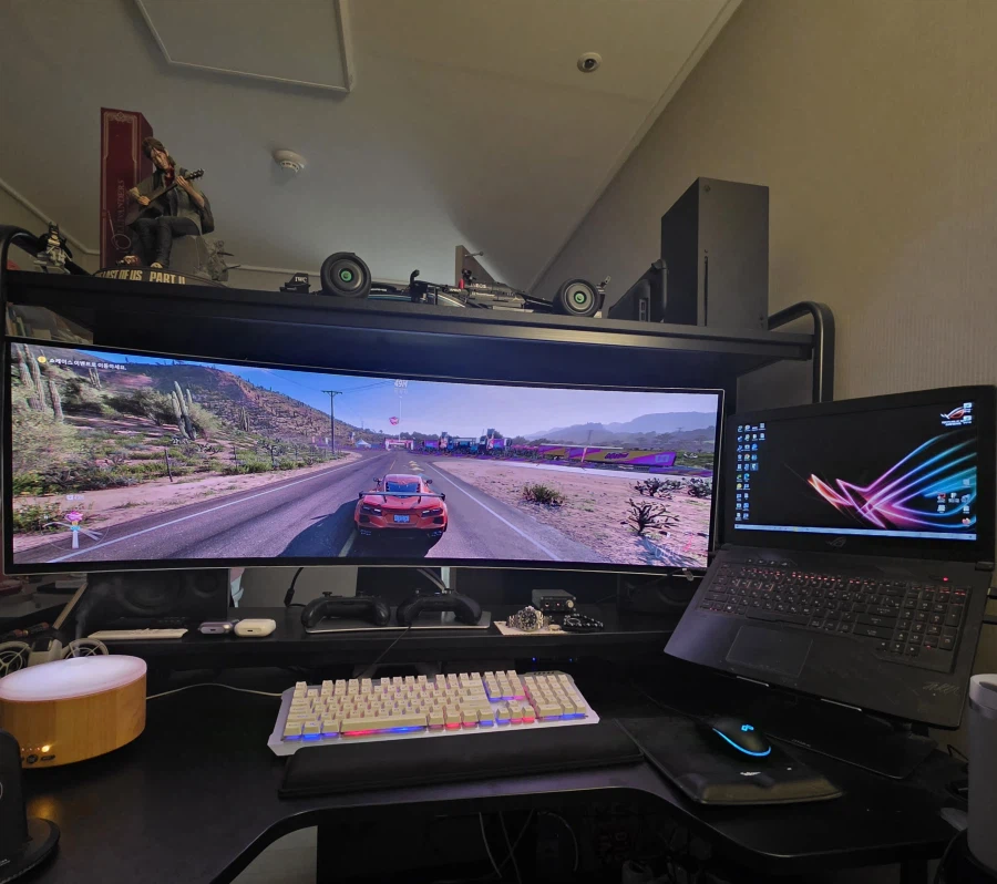 모니터를 바꾸고 게임 환경이 아주 좋아진 사진입니다_1.webp