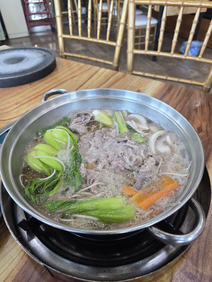 동묘앞역 19층 고층빌딩에서 먹는 8000원 소불고기 전골 한상_11.webp