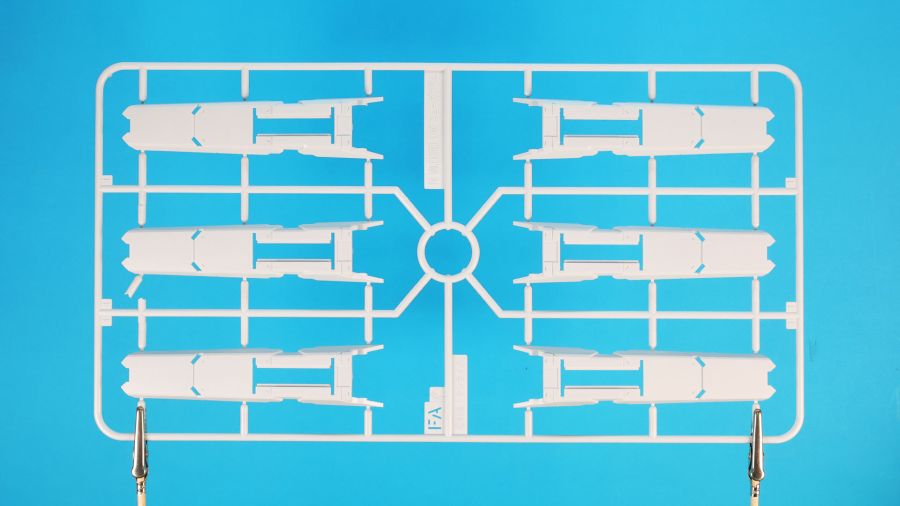 PG 언리쉬드 뉴 건담 런너 사진_51.jpg