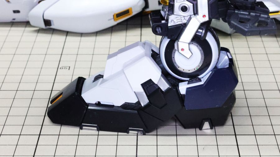 PG 언리쉬드 뉴 건담 장갑 & 무장 조립 과정 사진 (스크롤 주의)_6.jpg
