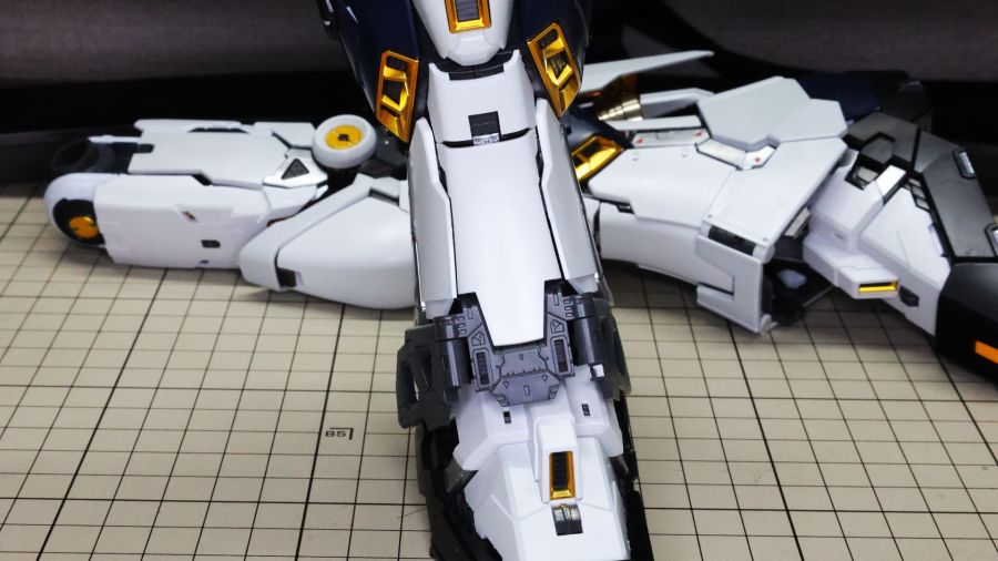 PG 언리쉬드 뉴 건담 장갑 & 무장 조립 과정 사진 (스크롤 주의)_16.jpg