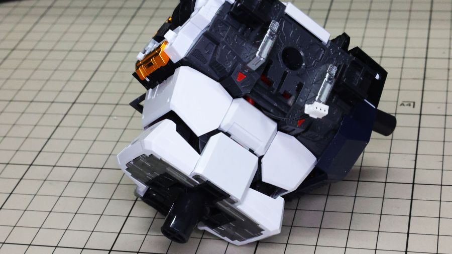 PG 언리쉬드 뉴 건담 장갑 & 무장 조립 과정 사진 (스크롤 주의)_40.jpg