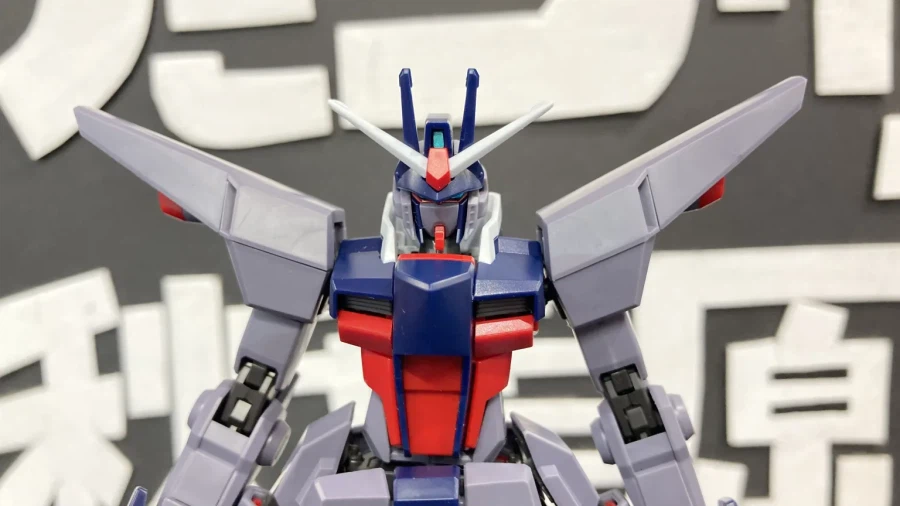 [반다이] HGCE 1/144 레전드 건담. 신판과 구판 비교 해외 리뷰_13.webp