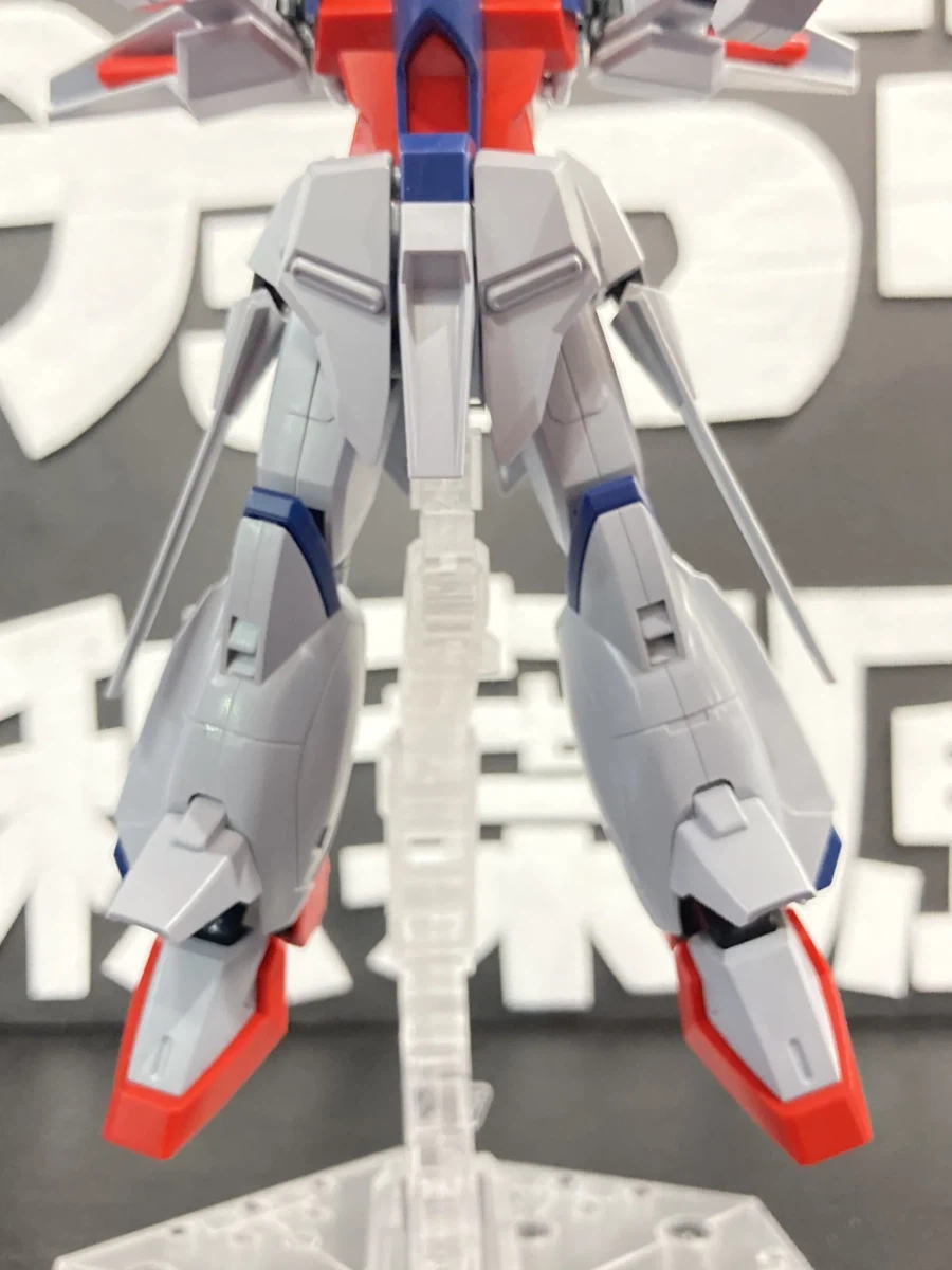 [반다이] HGCE 1/144 레전드 건담. 신판과 구판 비교 해외 리뷰_19.webp