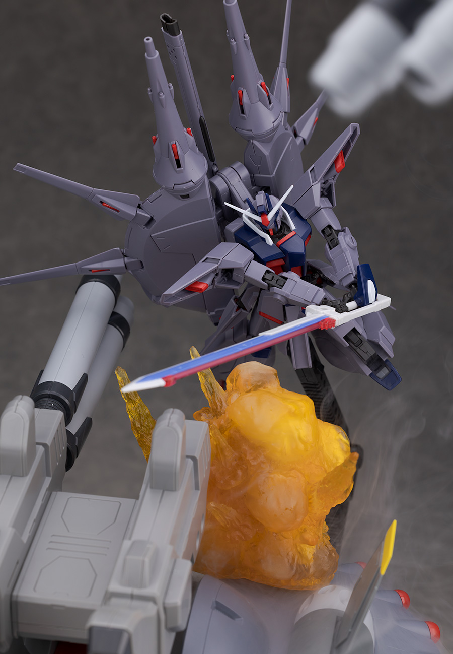 HGCE 1/144 레전드 건담 해외 리뷰_94.jpg