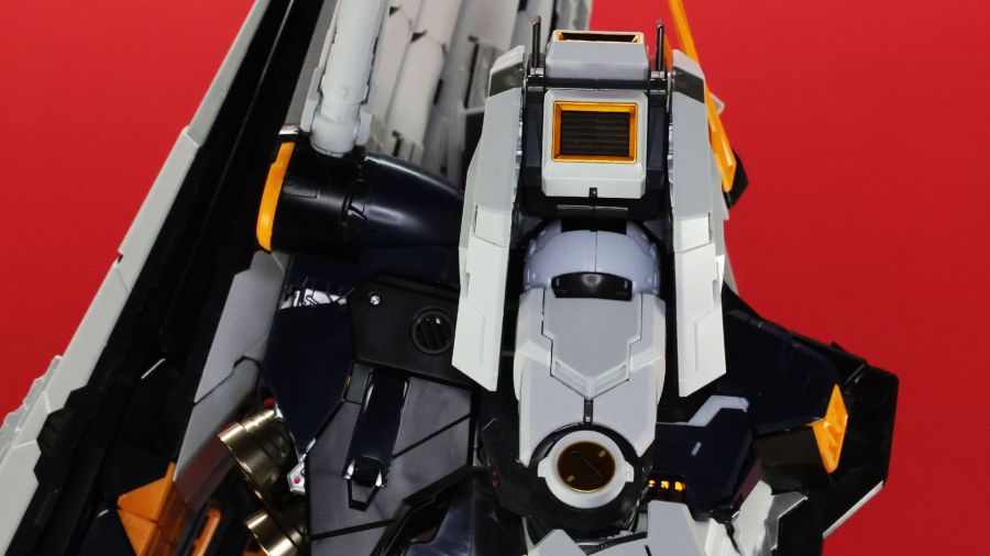 PG 언리쉬드 뉴 건담 롤아웃 포징 사진_65.jpg