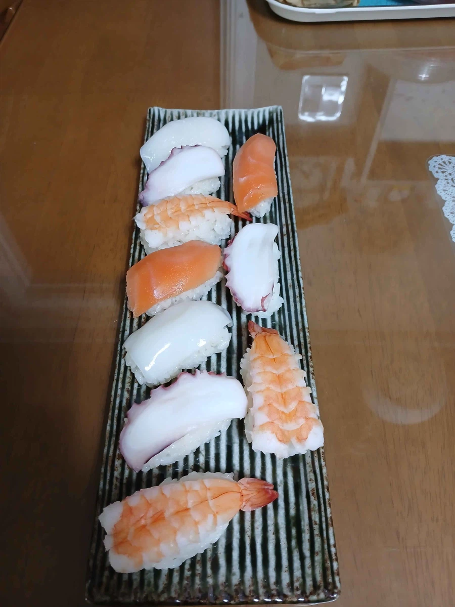 13년의 간극이 담긴 초밥_4.webp