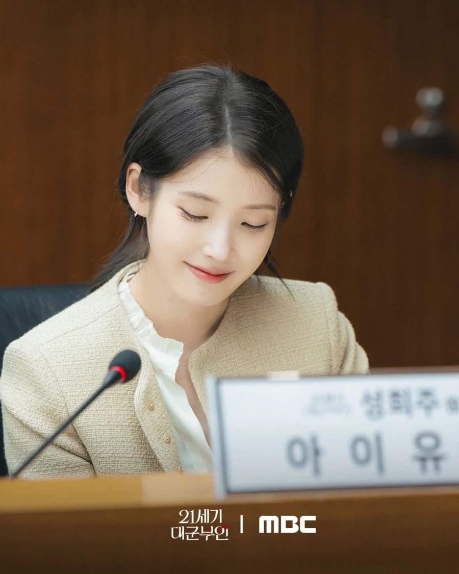 드라마 대본 리딩 사진 모음_4.webp