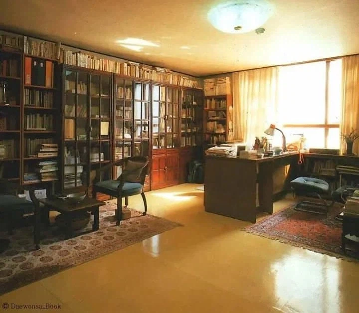 싱글벙글 80년대 부잣집 내부_8.webp