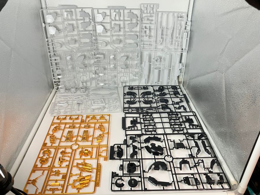 PG 언리쉬드 뉴 건담 본체 가조립 사진_8.jpg