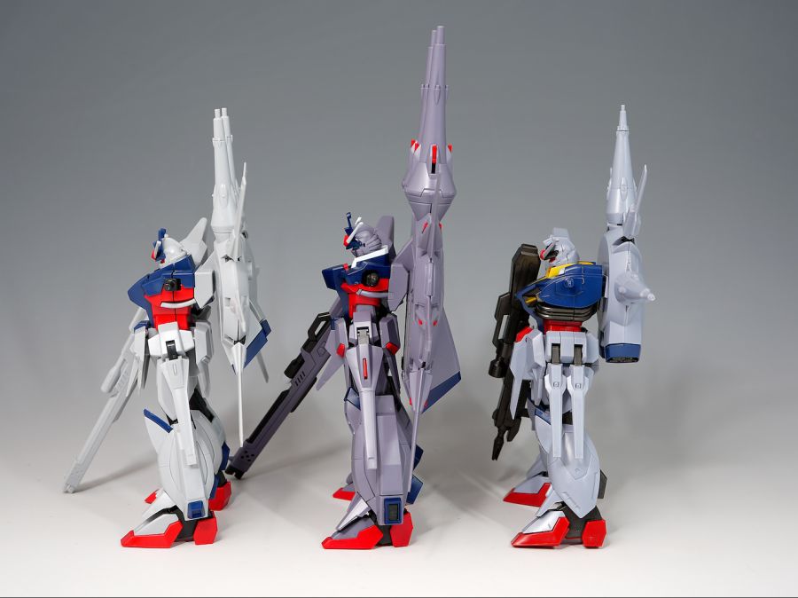 HGCE 1/144 레전드 건담 비교 + 조합 사진_4.jpg