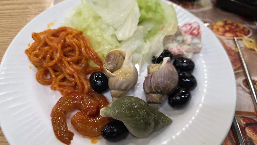 뭐...? 뷔페가 무한이라고?(from.쿠우쿠우)_10.webp