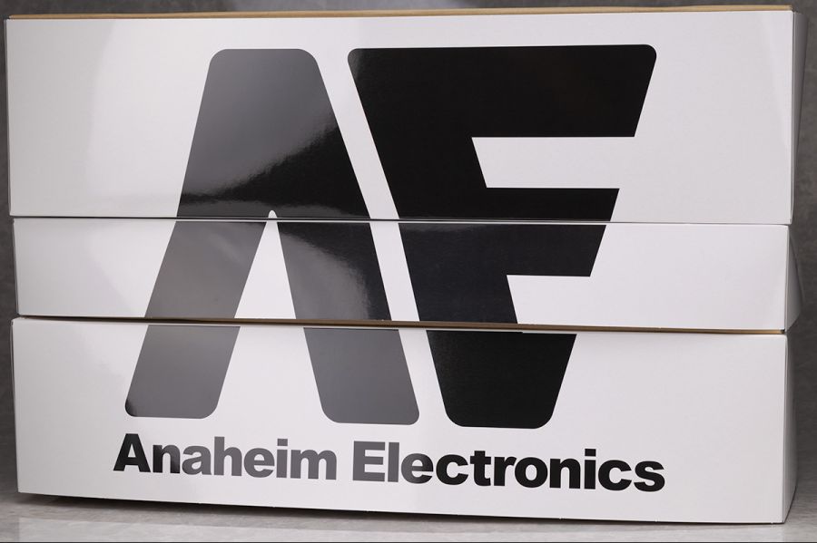 PG 언리쉬드 뉴 건담 개봉 + 조립시 일부 주의 사항_2.jpg