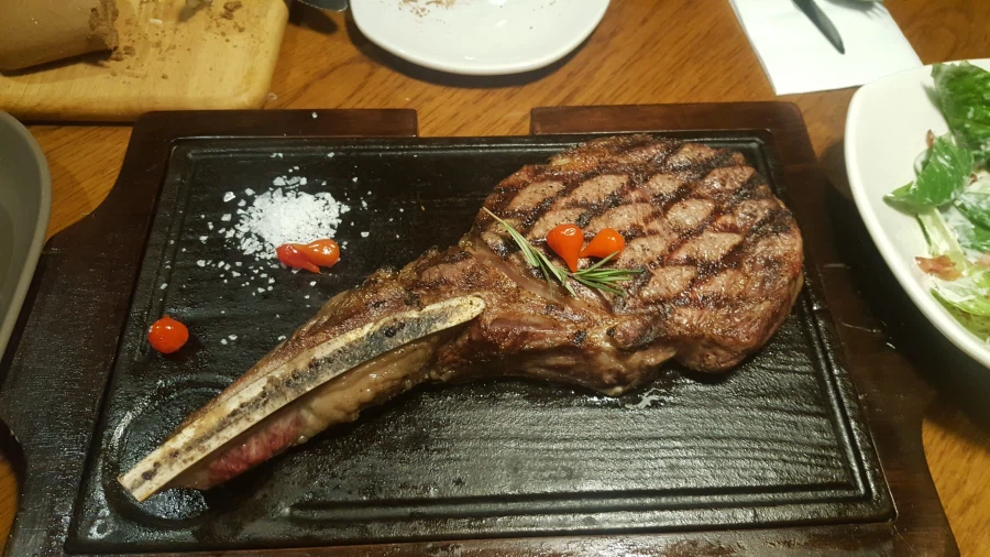 [돼억시니] 토마호크_2.webp