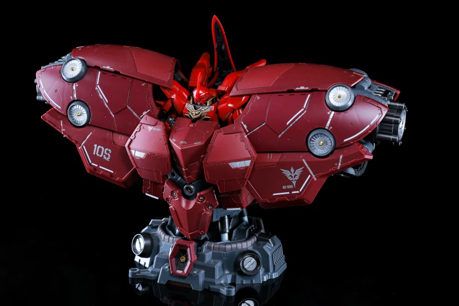 두대의 건담이 함께 맞서는 가_5.webp