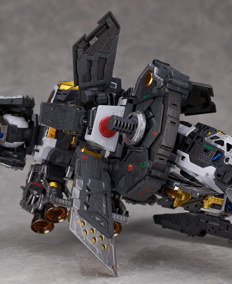 PG 언리쉬드 뉴 건담 해외 리뷰: 본체편 (스크롤 주의)_52.jpg