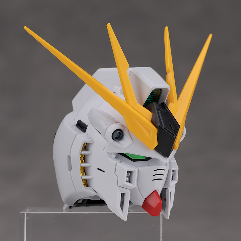 PG 언리쉬드 뉴 건담 해외 리뷰: 본체편 (스크롤 주의)_93.jpg