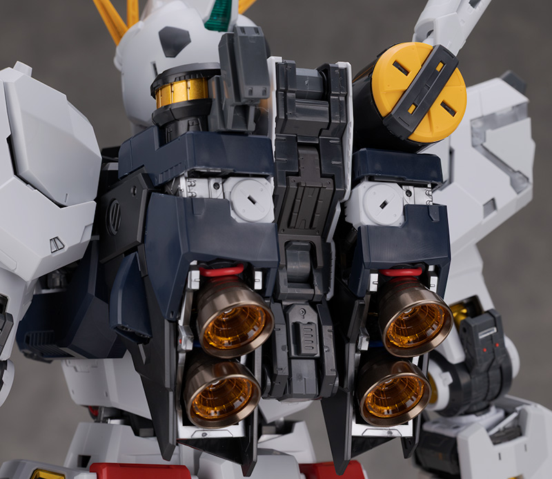 PG 언리쉬드 뉴 건담 해외 리뷰: 본체편 (스크롤 주의)_104.jpg