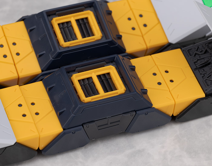 PG 언리쉬드 뉴 건담 해외 리뷰 2: 기믹 & 무장편_77.jpg