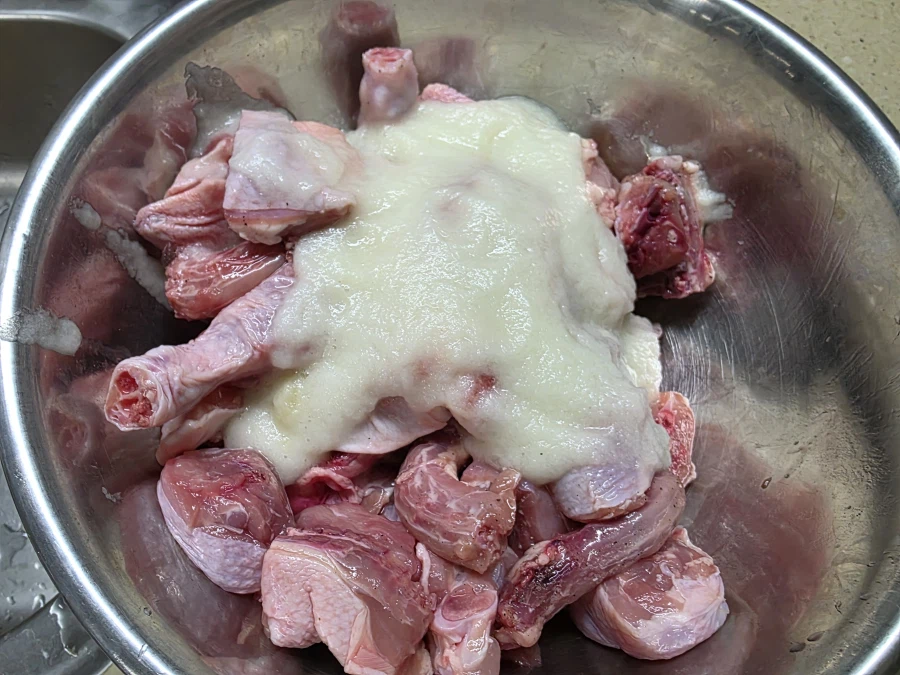 직장에서 3천원씩 걷어서 해먹는 점심 치킨_2.webp