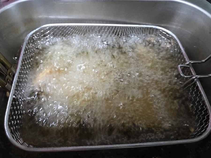 직장에서 3천원씩 걷어서 해먹는 점심 치킨_5.webp