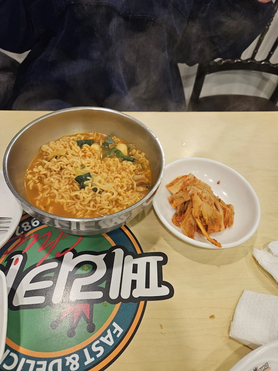 페리카나 치킨집에서 먹는 라면은 어떤 맛 일까요?_10.webp