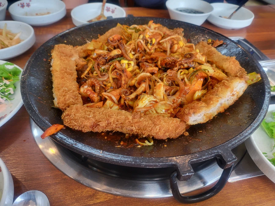 공단 주변 식당에서 먹을 수 있는 것_1.webp