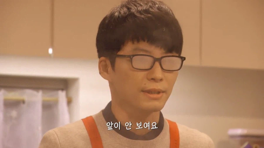 1컷 빌런) □□을 응시한 인간의 1초에 시력을 0.01 떨어뜨리는 능력_2.webp