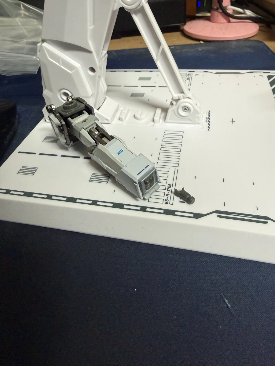 메탈빌드 스트락 팔 분해 가능한가요??_1.webp