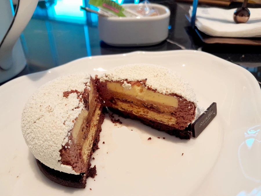 어찌하여 목만오셨소.._7.webp