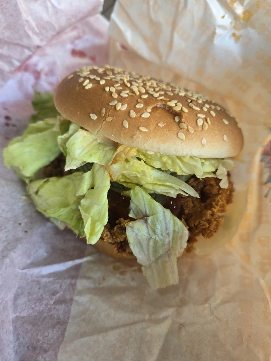 롯데리아 통다리 크리스피 치킨버거 실망스러운 맛._3.webp